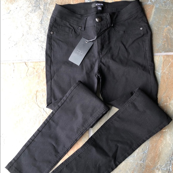 Active USA - Black Skinny Stretch Jeans  NWT SMALL - Picture 1 of 7